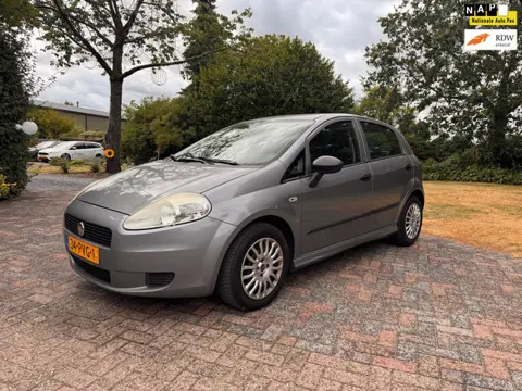 Fiat Grande Punto 1.3 M-Jet Actual zeer netjes koude airco dealer onderhouden