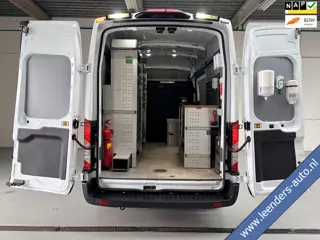 Ford E-Transit SERVICEWAGEN ELEKTRISCH AUTOMAAT 350 L2H3 Trend 68 kWh BOTT INRICHTING, V230 OMVORMER