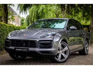Porsche Cayenne 3.0 E-Hybrid PDCC 22" Soft Close Vierwielbesturing Matrix Pano