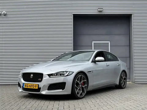 Jaguar XE 3.0 S I 340 PK I Aut. I Leder I Navi (bj 2015)