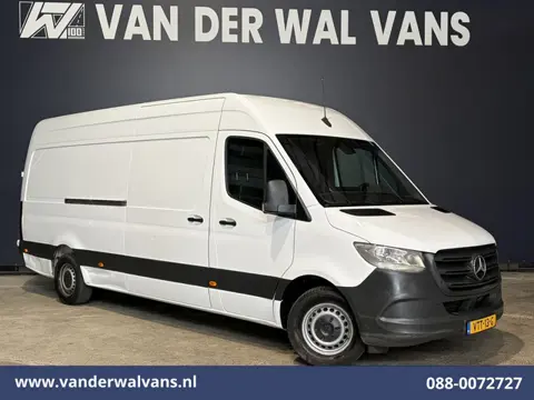 Mercedes-Benz Sprinter 314 CDI 143pk L3H2 Euro6 Airco | Camera | Apple Carplay Android Auto, 270 Gra