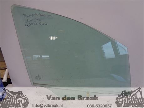 Peugeot 307 SW 2002-2008 Portierruit rechts voor