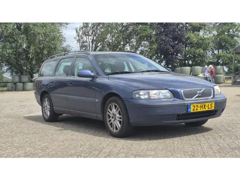 Volvo V70 2.4 T AWD Comfort Line 200 PK I AWD I APK 24-3-27