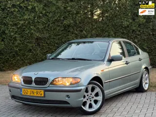 Zeer Nette BMW 3-serie 318i Executive | Nieuwe APK | NAP |