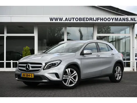 Mercedes-Benz GLA-klasse 200 Ambition Trekhaak Stoelverwarming