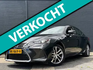 Lexus IS 300h Hybrid Business Line | Dealer Onderhouden | Facelift | Leder | Garantie