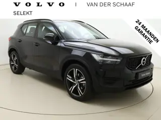 Volvo XC40 B4 211pk Automaat R-Design / Adapt. Cruise / Stoelverwarming / Trekhaak / 19'' / DAB / Al