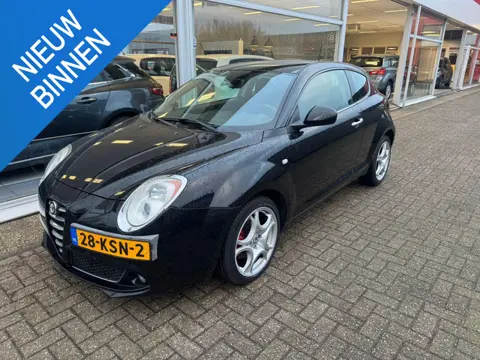 Alfa Romeo MiTo 1.4 T Distinctive | Airco | Elektrische ramen | Cruise control | APK tot 23-02-2027 