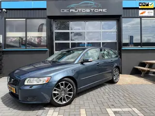 Volvo V50 2.0 Edition II Airco leder Cruise Geheel dealer onderhouden Zeer nette Auto!!