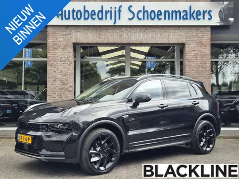 Lynk & Co 01 1.5 261PK! BLACKLINE! 6.6Kwh! 360-CAMERA PANO/SCHUIF INFINITY DAB NAVI CARPLAY STOELVER
