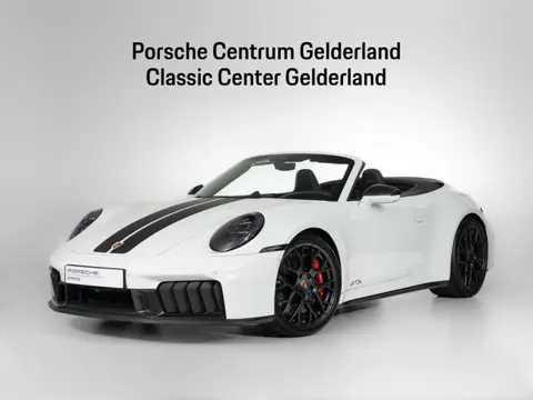 Porsche 911 Carrera 4 GTS Cabriolet