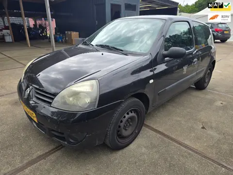 Renault Clio 1.2 Campus Accès APK 12-2026