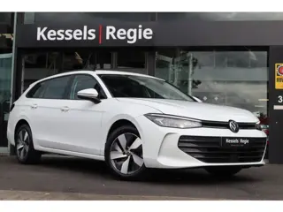 Volkswagen Passat Variant 1.5 eTSI Business | ACC | Camera | Blis | CarPlay | Stuur/Stoelverwarming 