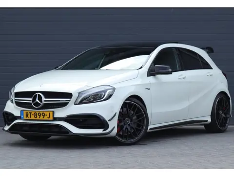 Mercedes-Benz A-klasse AMG 45 4MATIC / Schaalstoelen / Pano / Carplay