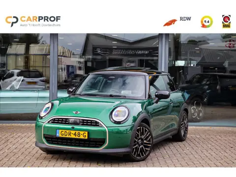 MINI 3-Deurs 1.5 Cooper C Favoured L PANO / 360 CAM. / H&K / HEAD UP