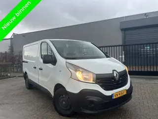 Renault Trafic 1.6 dCi T27 L1H1 Navigatie Parkeersensoren 2015