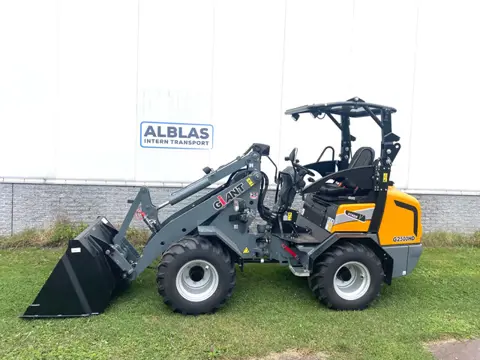 Giant giant G2500HD demo (137 uur ) (bj 2021)