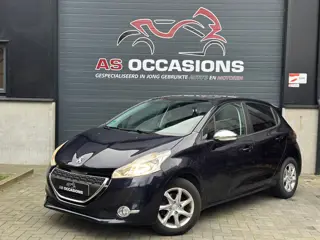 Peugeot 208 1.2 PureTech Style AUTOMAAT - Cruise