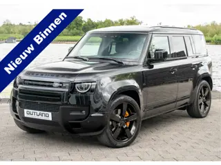 Land Rover Defender 110 P300e 110 X-Dynamic HSE | Full Options | 6 zitplaatsen | Ebony leder | 22" i