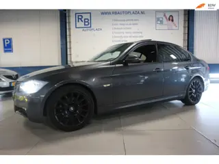 BMW 3-serie 325xi High Executive M-SPORT / FULL OPTIONS !