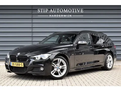 BMW 3 Serie Touring 320i M Sport Shadow | Virtual Cockpit | Achteruitrijcamera | Groot Navi | HiFi |