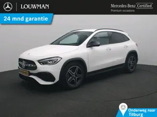 Mercedes-Benz GLA 180 AMG Line Premium | Night Pakket | Ledkoplampen | Parkeerpakket met achteruitri