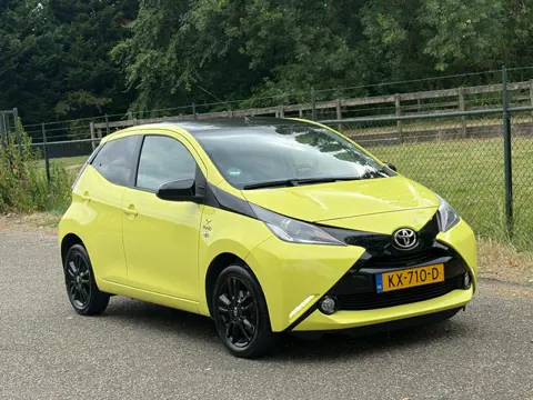 Toyota Aygo 1.0 VVT-i x-cite /Camera/Airco/