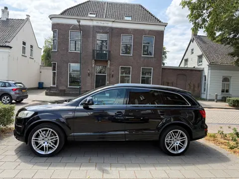Audi Q7 4.2 FSI quattro 5+2 PANO ADAPTIEF COURSE LUCHTVERING