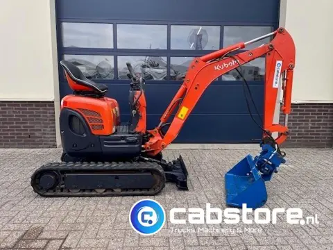 Kubota U10-3 Mini graafmachine - Bouwjaar 2007 - Draaiuren 1953 - Eurograb Draai-kantel graafbak - S