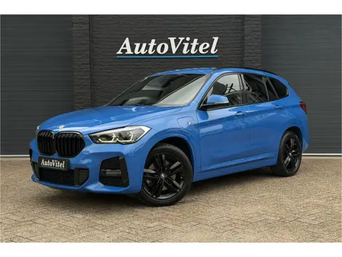 BMW X1 xDrive25e M-Sport | Sportleder | Memory | H/K | Head-Up | Camera | Comfort Acces | 35X op Voo