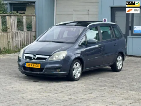 Opel Zafira 1.8 Temptation/Automaat/nieuwe apk/navigatie/km Nap