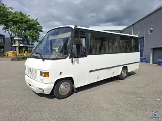 Mercedes-Benz 814 D / 317828 KM / 23 PERSONS / FULL-STEEL / PARKHEAT+COOL / DOUBLE AIR REAR / AIRCO 