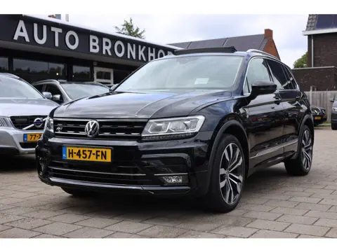 Volkswagen Tiguan 2.0 TSI 4MOTION | R-LINE | PANO | CAMERA | TREKHAAK