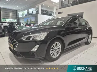 Ford Focus 1.0 EcoBoost Titanium Business | Trekhaak | Cruise Control | Keyless entry | Camera | PDC