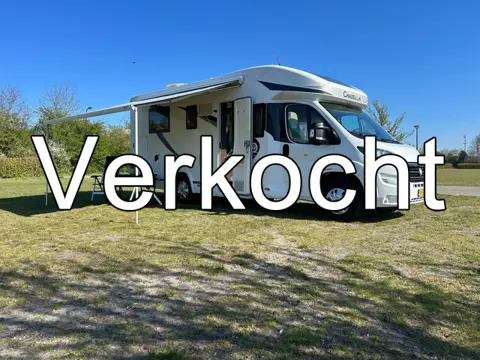 Chausson 718 EB 2.3 131 PK Fiat Ducato Half-Integraal Camper QUEENS BED IN Hoogte verstelbaar