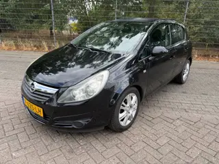 Opel Corsa 1.2-16V Essentia