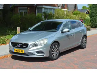Volvo V60 1.6 T3 R-Design Org NL/NAP/dealer onderh