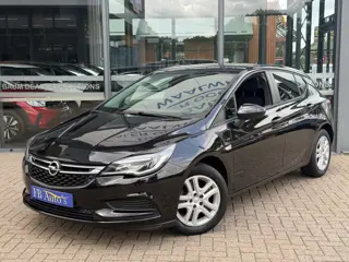 Opel Astra 1.0 Online Edition Airco Cruise Navi Camera