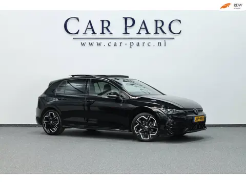 Volkswagen Golf 8.5 1.5 eTSI R-Line Edition IQ/VIRTUAL/SFEER/PANO/ALCANTARA+S.VERWARMING+MEMORY/19" 