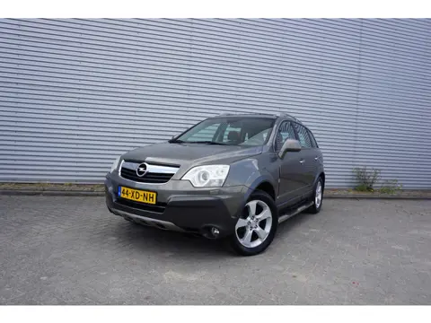 Opel Antara 3.2 V6 Cosmo AUTOMAAT / Airco / Navi / Cruise / Pano / Stoelverw. / Parkeers. / Trekhaak