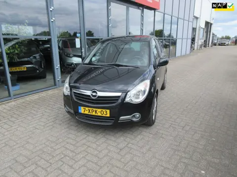 Opel Agila 1.0 Berlin