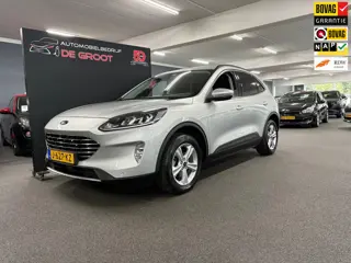 Ford Kuga 1.5 EcoBoost Titanium/ NL auto/ Vaste trekhaak/ Sensoren/ Camera's