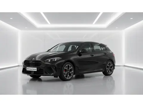 BMW 1-serie 120 M-Sport Pro | Panorama | Camera | Stoelverwarming | Premium Pack