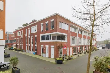 Woning aan de Fanny Blankers-Koenplein te Haarlem