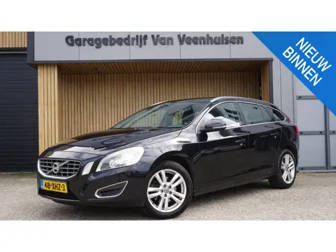 Volvo V60 1.6 150pk T3 Summum Airco Stoelverw Xenon Leder Cruise *NL auto* 17 inch LM Pdc Navi *2909