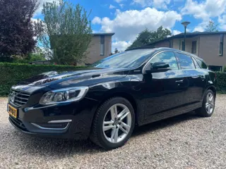 Volvo V60 2.4 D6 Twin Engine Momentum