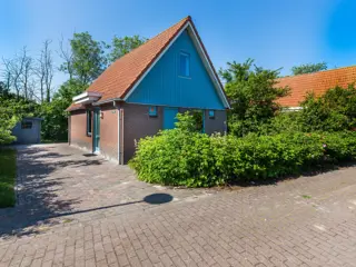 Vrijstaand vakantiehuis aan de Waddenzee en natuurgebied Utopia