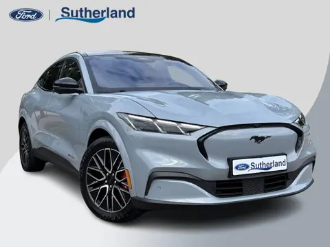 Ford Mustang Mach-E Extended Premium RWD 88 kWh | SCI | VOORRAAD | Glacier Grey | Panoramadak | Elek