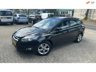 Ford Focus Wagon 1.0 EcoBoost Lease Titanium