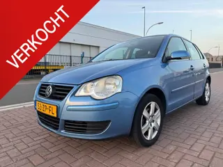Volkswagen Polo 1.4-16V